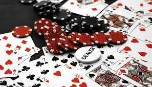 Live dealer and slot game dashboard on ovabet link